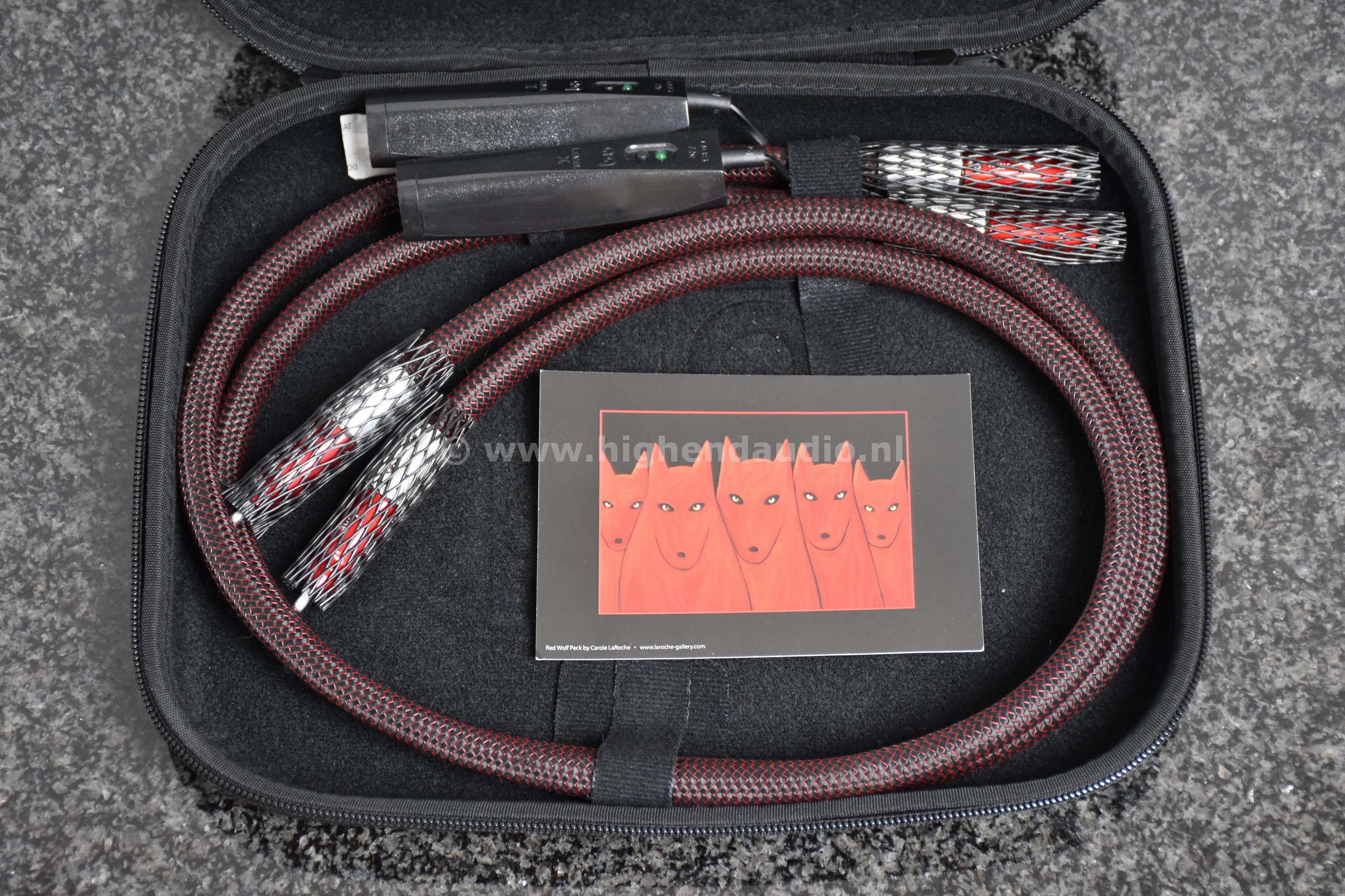 Audioquest-Fire-RCA-1m-cableinbag_wm