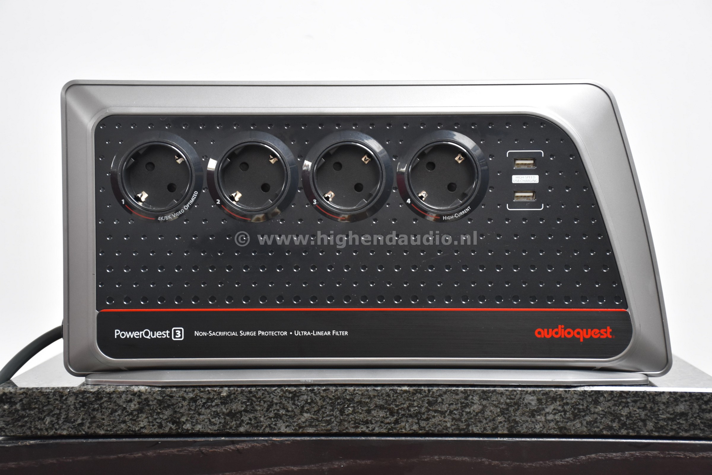 Audioquest-PowerQuest3-19J800848-side1_wm