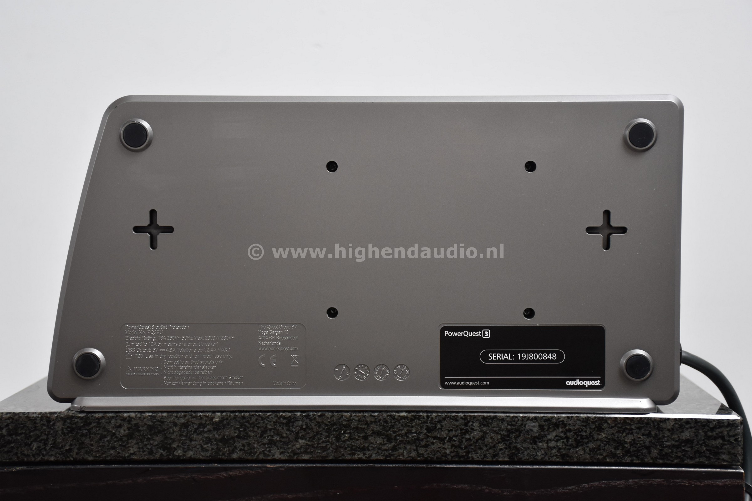 Audioquest-PowerQuest3-19J800848-side2_wm