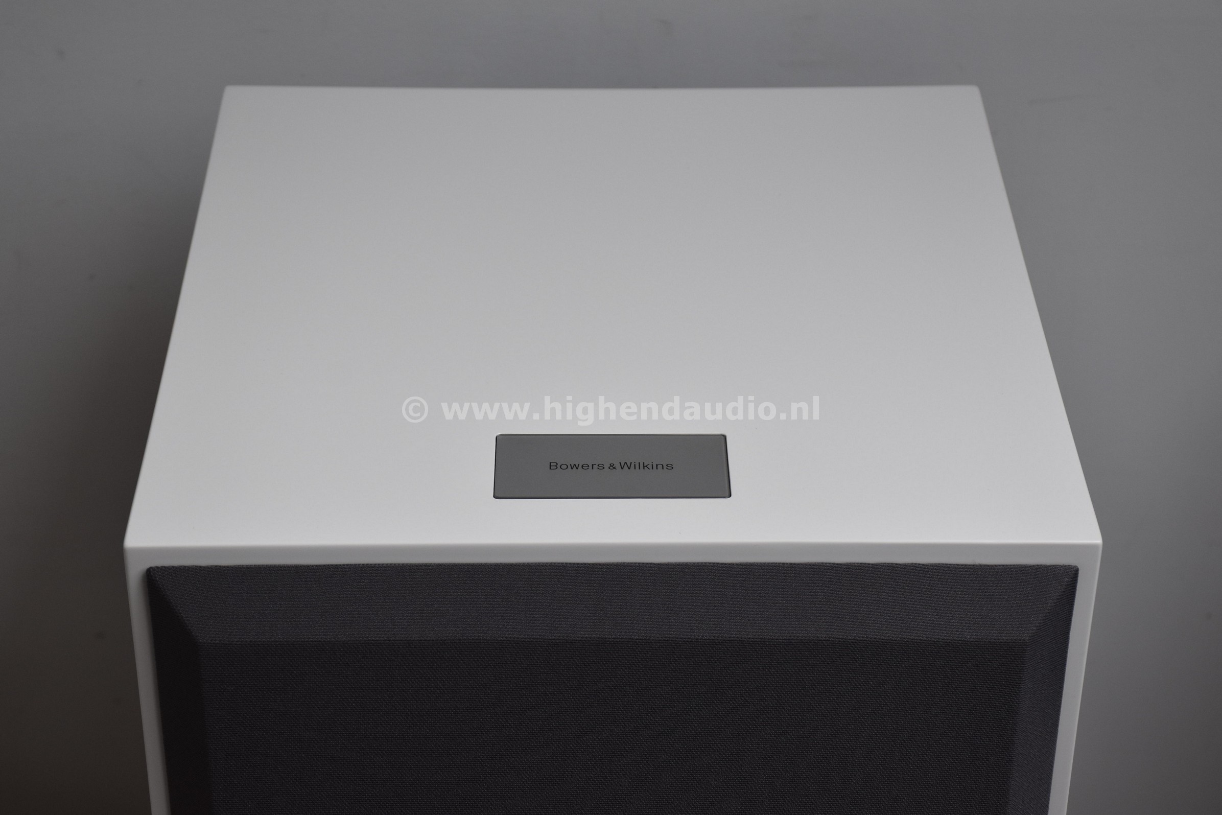 B&W-DB4S-22190014242-top_wm