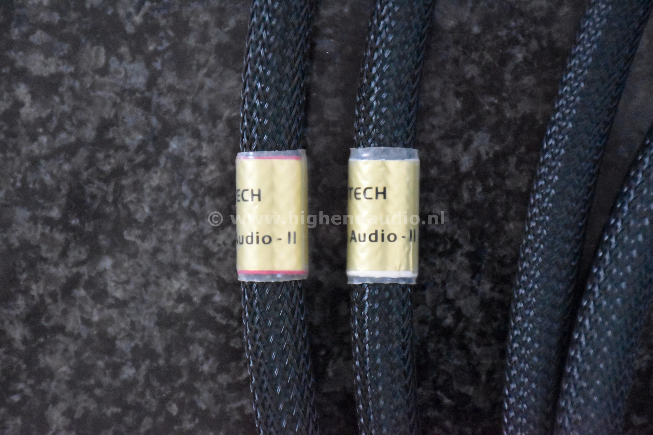 Furutech-EvolutionAudioII-RCA-1,2m-detail4_wm