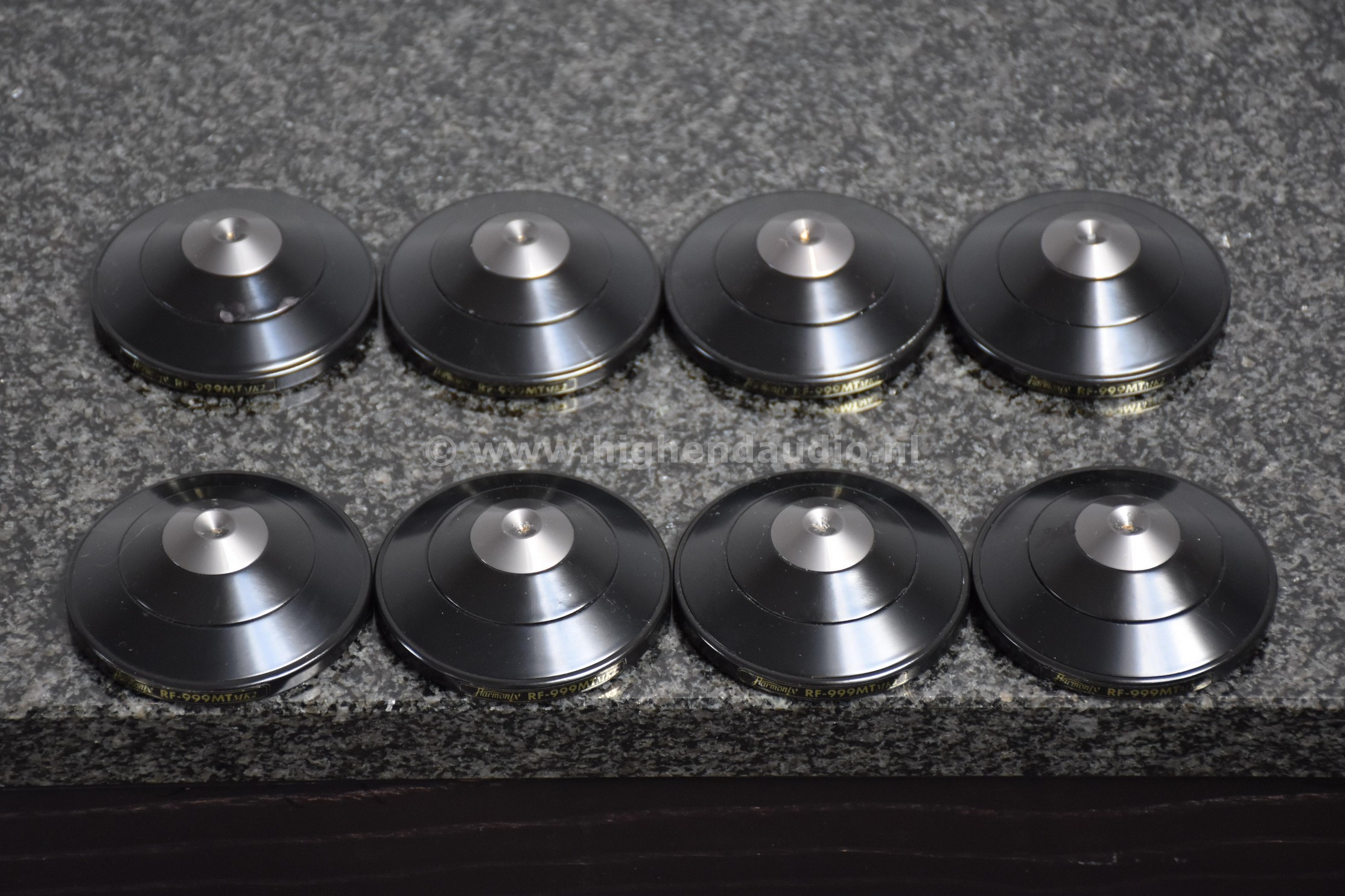 Harmonix-RF999MTMK2-eightunits-fronttop_wm