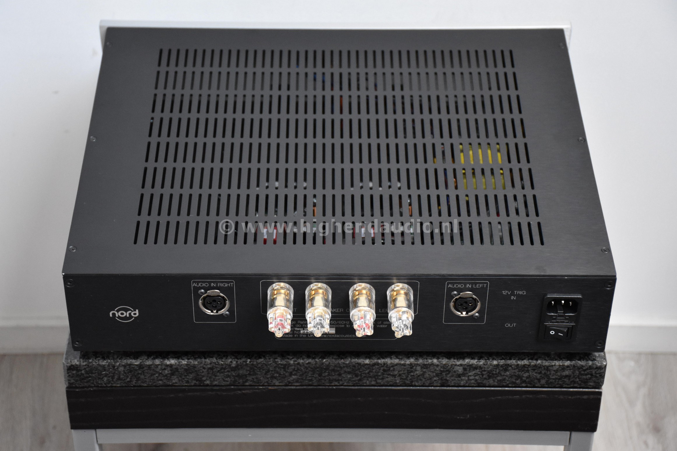 Nord-Three1ET400AST-2625-topback_wm