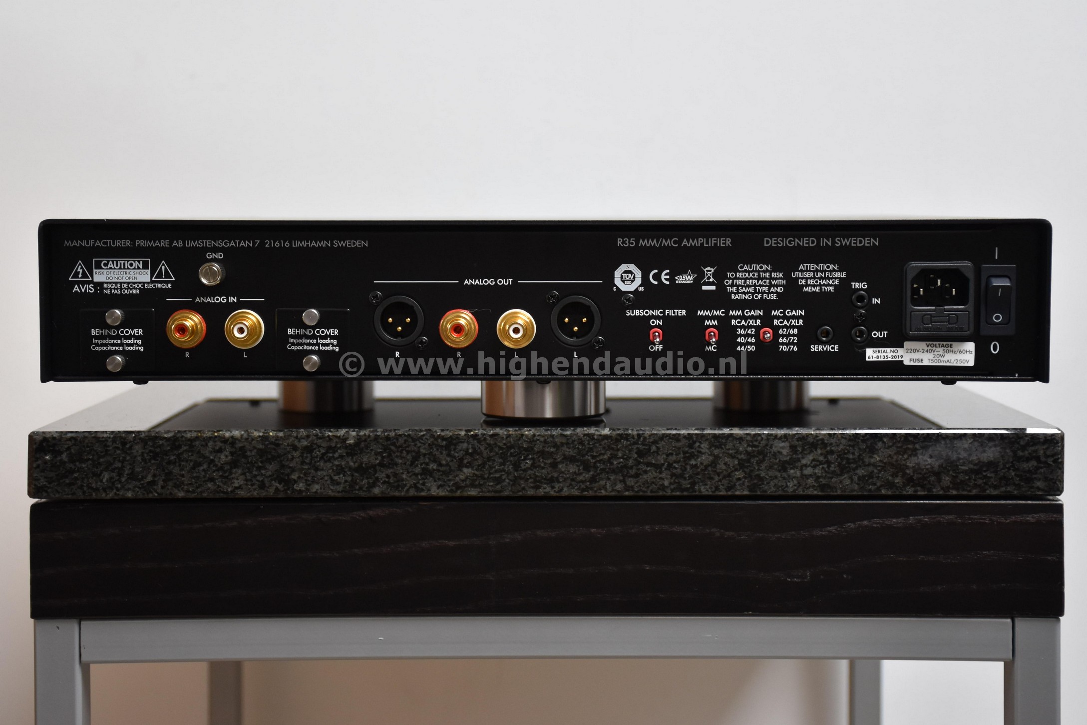 Primare-R35-6181352019-back_wm