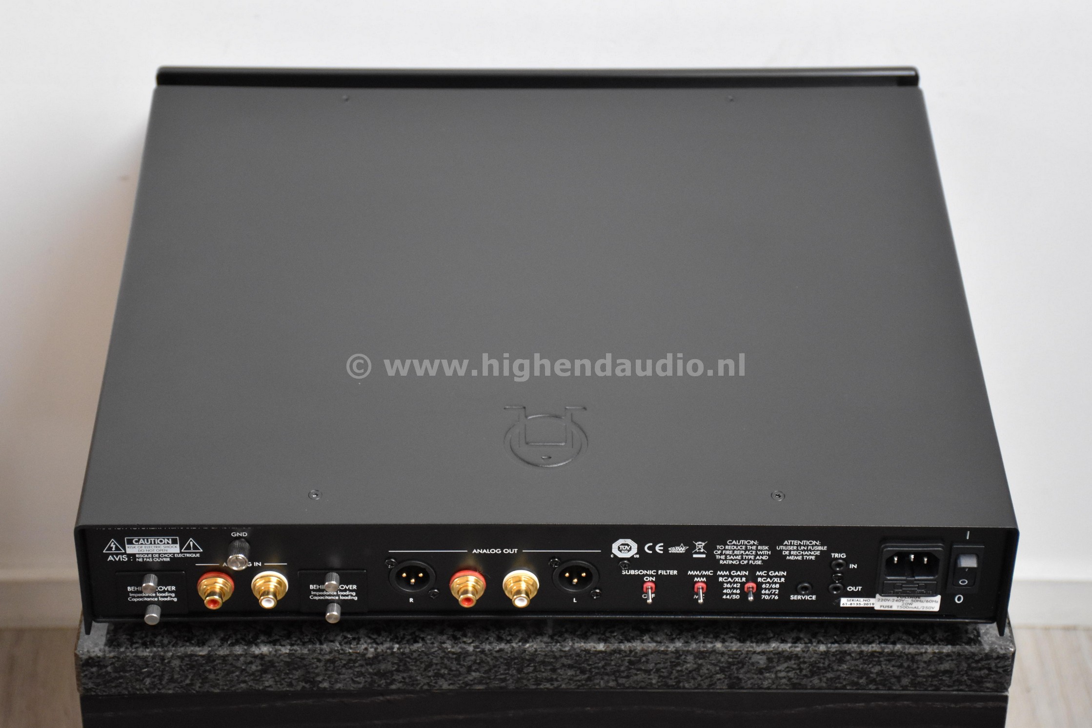 Primare-R35-6181352019-topback_wm