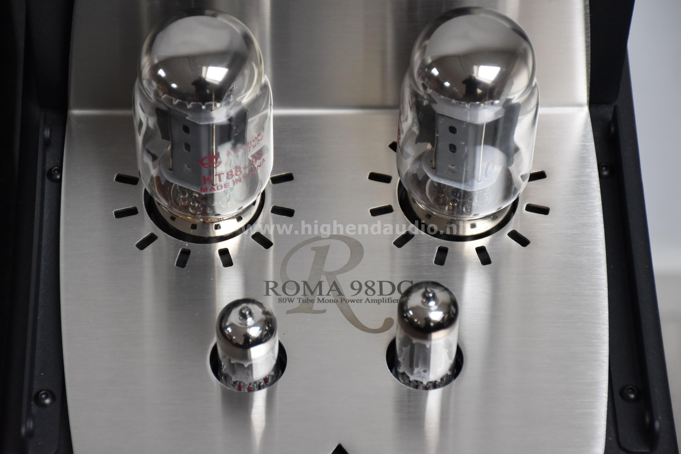 Synthesis-DC98-S112020116305-S112020117305-topcloseup_wm