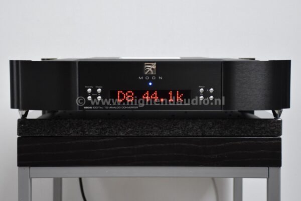 Moon 680D -streaming DSD DAC-