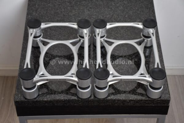 IsoAcoustics Aperta 200