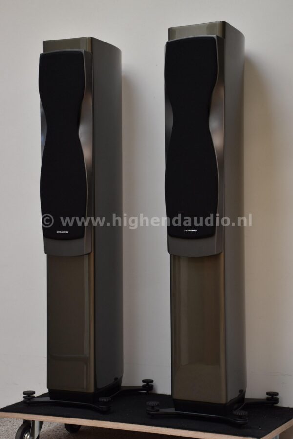 Dynaudio Confidence 30