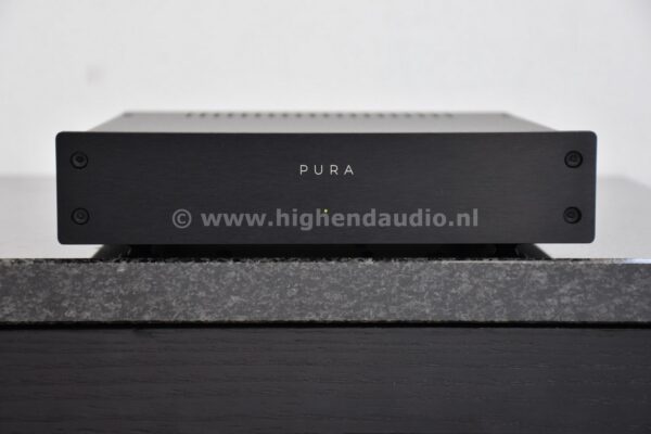 Pura The Ammonite -audiophile network switch- -SOLD-